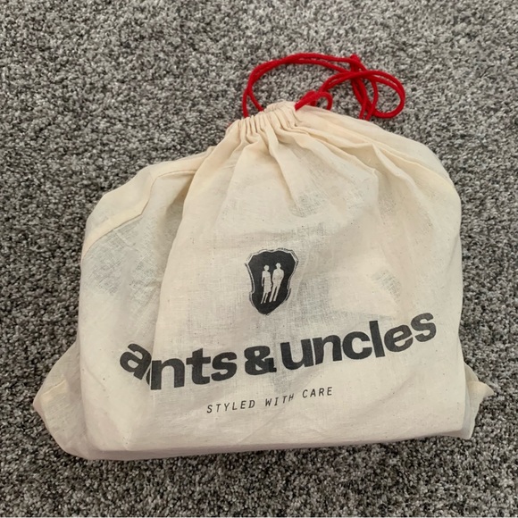 Aunts & Uncles Zoe Bag - Picture 3 of 11